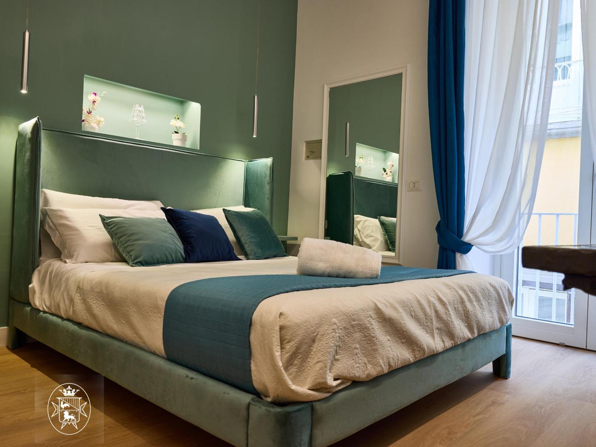 Vista Piazza Dei Martiri Bed & Breakfast Наполи Екстериор снимка
